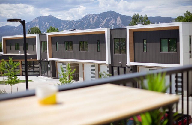 NEW Construction with HUGE office and FABULOUS mountain views!