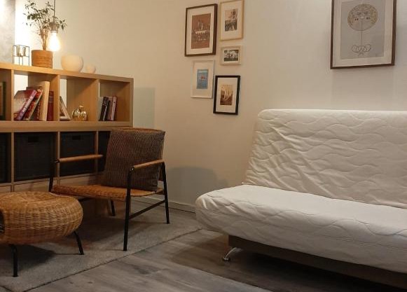 New! Cozy Apartment with Free guarded parking