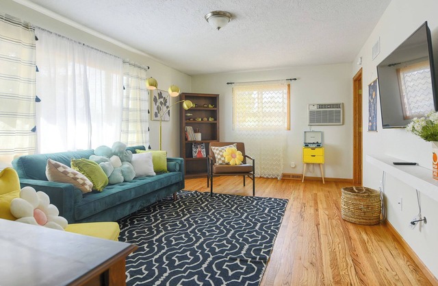 New! Cute 2Br home in AMAZING Spearfish Location