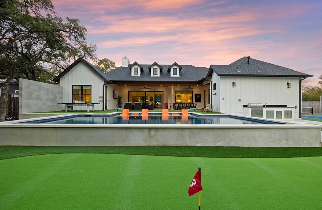 -NEW-Downtown DRIPn Pool/Spa/Golf/Pickleball/30Guests