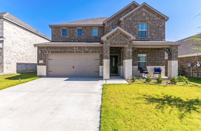 New Executive level 5 Bedroom Home - Fort Worth