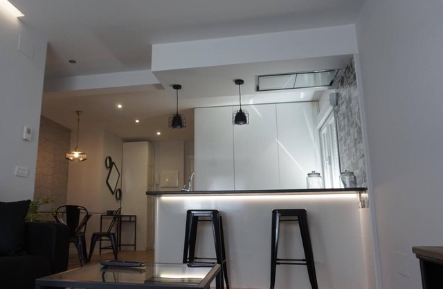 NEW FLAT, WITH BREAKFAST 5 MINUTES FROM THE CATHEDRAL