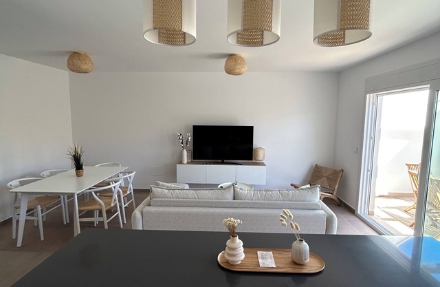 NEW flat with solarium, 50 meters from the sea !