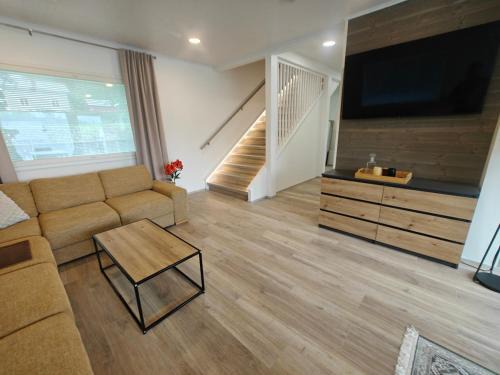 New House for groups