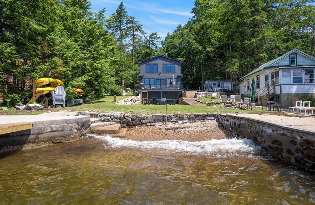 New House on Big Sebago w/Private beach & dock!