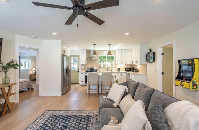 New La Mesa Escape – Private Studio