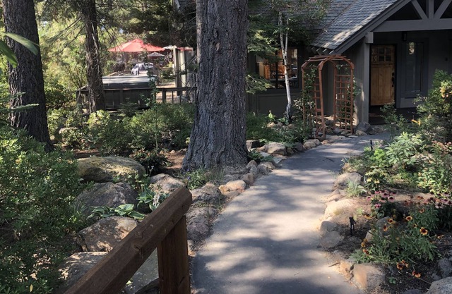 New Listing: Dollar Point (Tahoe City)- Remodeled, Hot Tub, Steam Shower