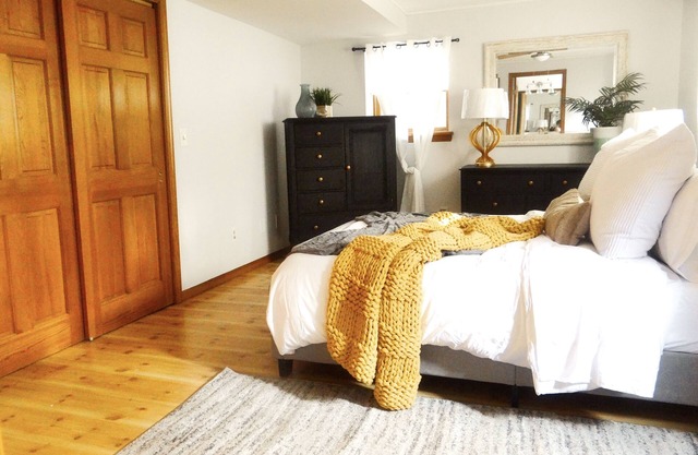 New Listing Stylish Entire 1st Floor North Edison Apartment No Stairs