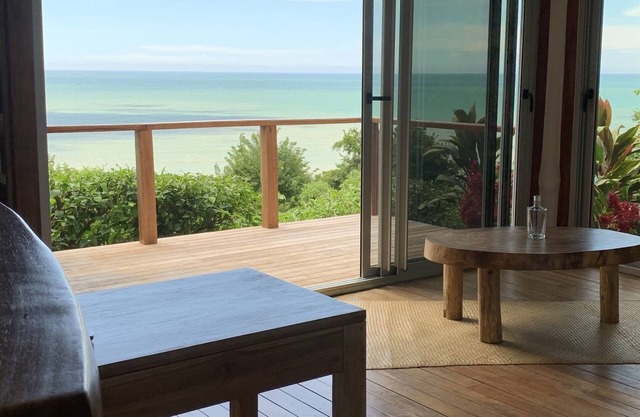 NEW Ocean view tropical studio