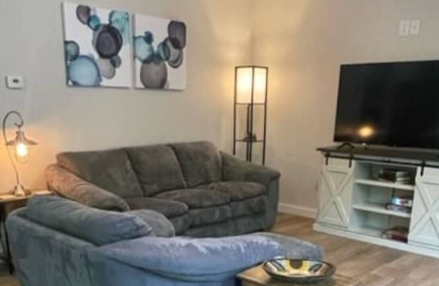New! Peakes Hill Haven