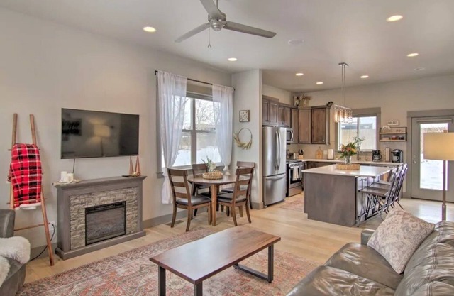 NEW! Recently Built Home w/ Hot Tub & River Access