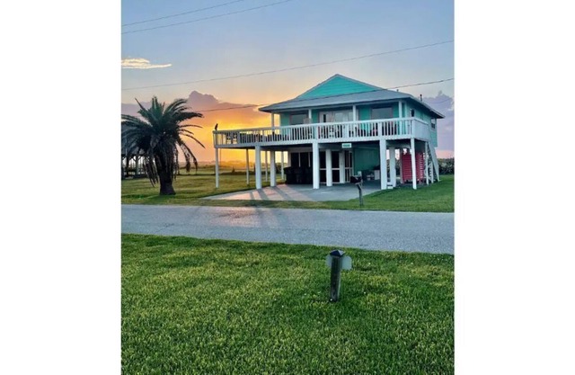 New Remodel! "Casa Costa"