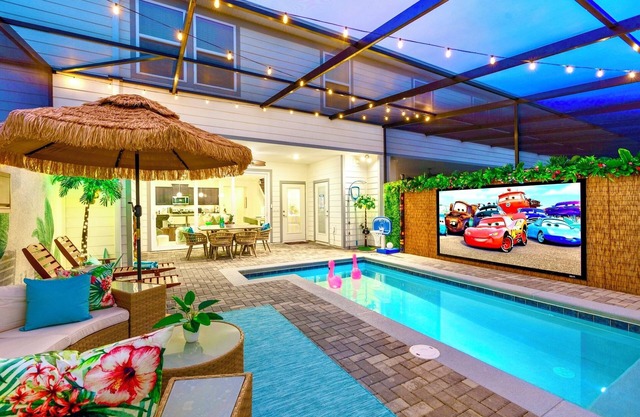 New Resort, Themed, Ultra Comfortable, Heated Private Pool, Game Room, Family Ho