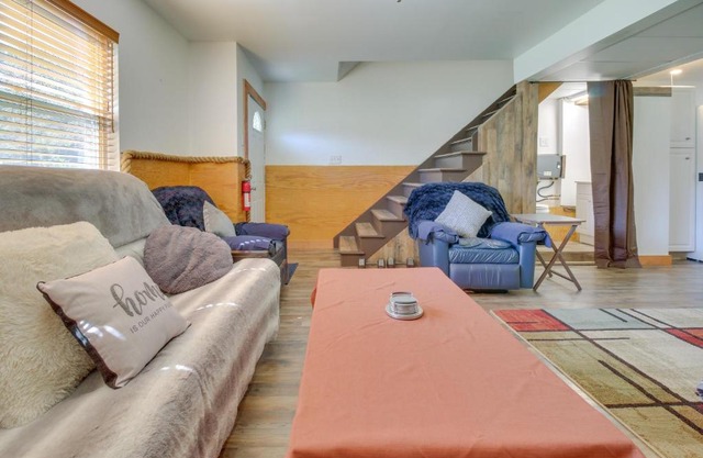 New Richmond Home with Back Patio, Grill and Fire Pit!