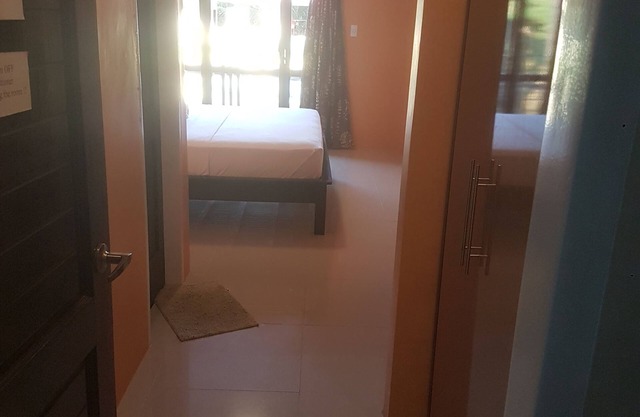 New Room for 2.5 minutes walk to Beach and Nightlife