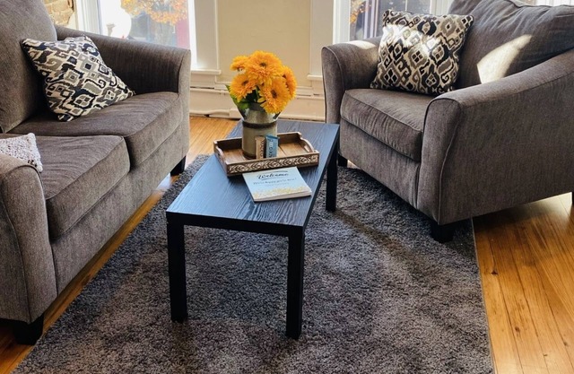 *NEW* The Penthouse in Fulton's Historic District!