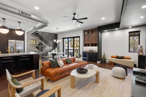 NEW! The Strata Barn - Luxury Hyde Park Townhome