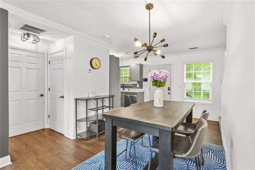 NEW! West Midtown Home Near Attractions & Airport, 4BD 2BR
