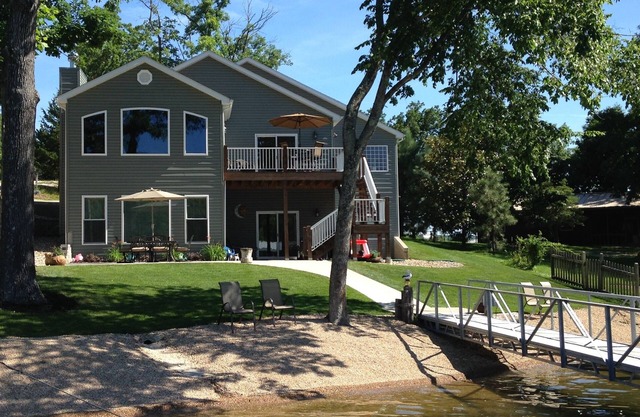 Newer home with beachfrontn