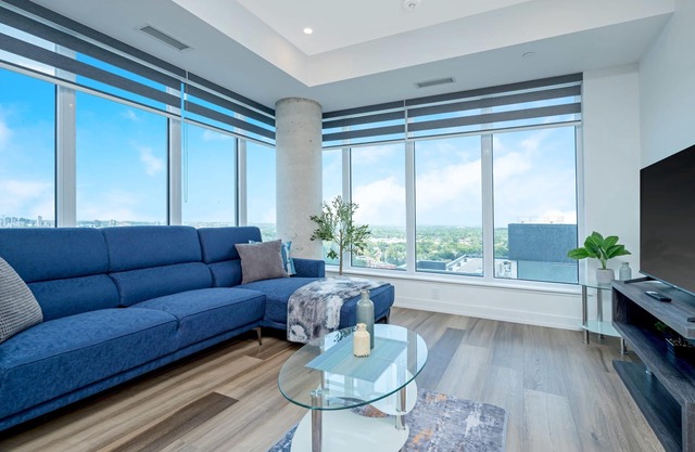 Newly Built 22nd Floor Condo w Stunning Views