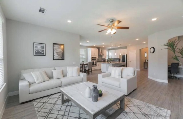 NEWLY furnished 4bdr/3bath home!