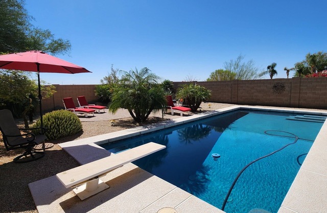 Newly Remodeled Beautiful Home with Large Sparkling Pool and Game Room