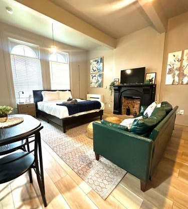 Newly renovated apartment in the heart of Detroit!