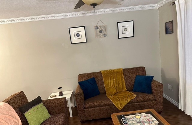 Newly renovated 3 bedrooms and 1 bathrooms. Located in the prime location.