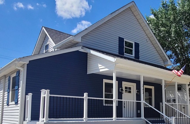 Newly Renovated Culver Home - 1 Block from Downtown