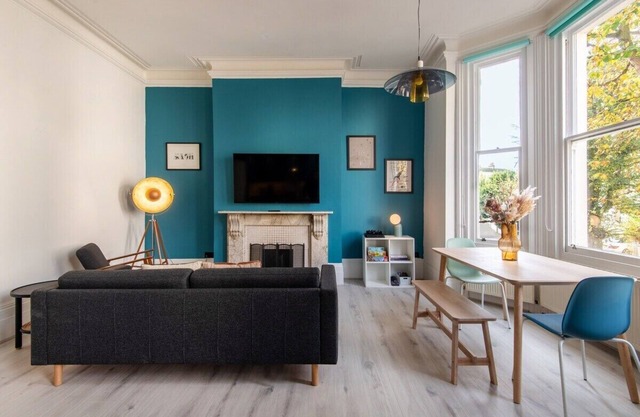 Newly Renovated Stylish Flat in City Centre