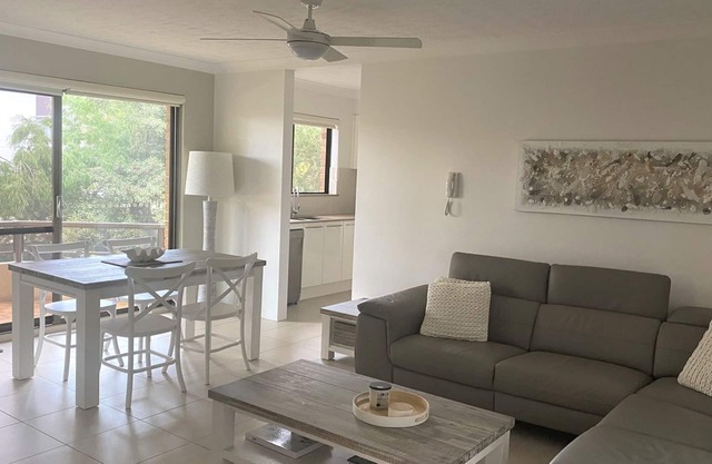 Newly Renovated Unit near Forster Main Beach!