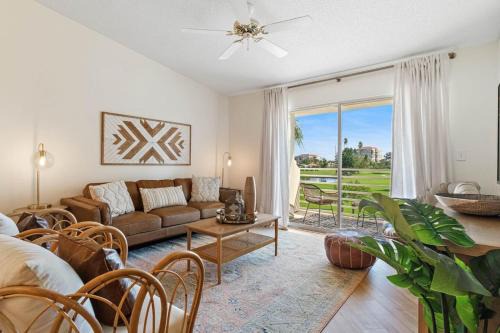 Newly Updated 2 Bedroom Isla Del Sol Vista Verde