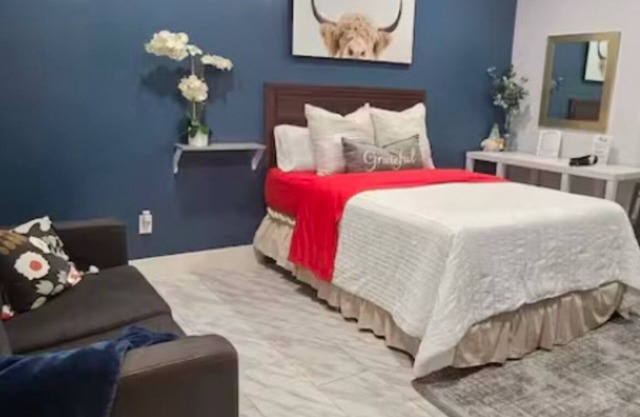 Nice 1 bedroom 1- bathroom studio in Sacramento with WiFi, AC. Enjoy your stay.
