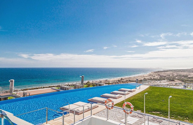 Nice apartment in Los Arenales del Sol