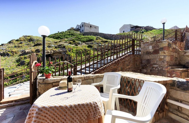 Nice apartment by the sea