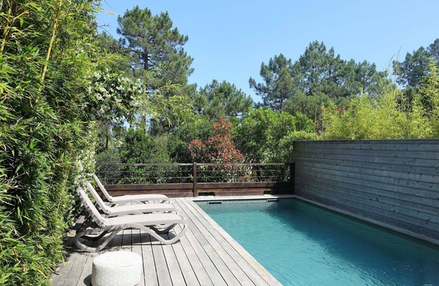 Nice apartment for 4 guests with private pool, WIFI, A/C, TV, terrace, pets allowed and parking