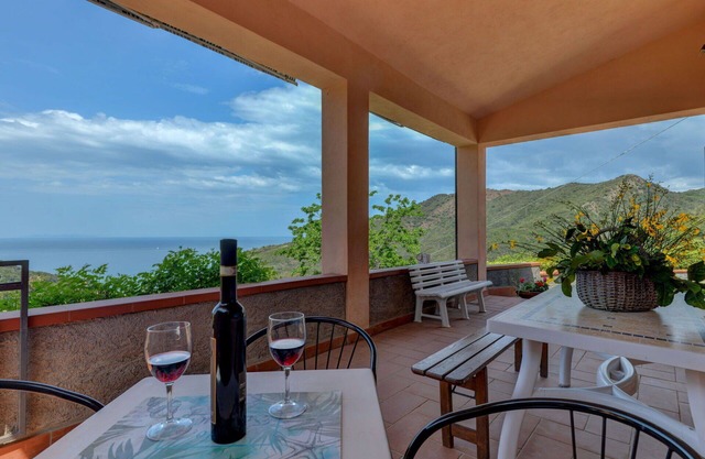 Nice apartment for 7 guests with WIFI, TV, terrace, pets allowed and parking