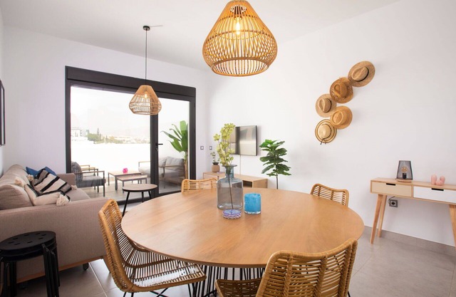 Nice apartment for 4 people with WIFI, A/C, pool, terrace and parking