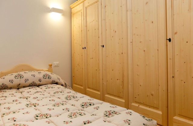Nice apartment for 3 guests with WIFI, TV, patio, pets allowed and parking