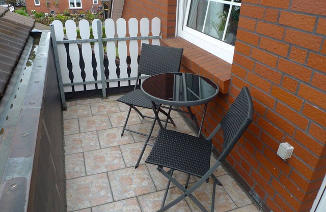 Nice apartment for 4 people with WIFI, TV, balcony and parking