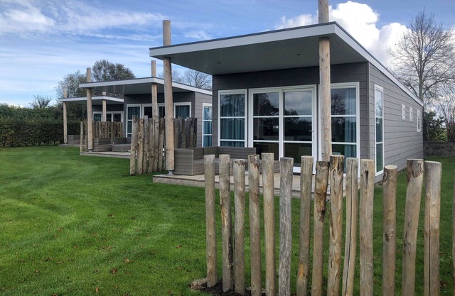 Nice apartment in villa for 6 guests with WIFI, TV and terrace