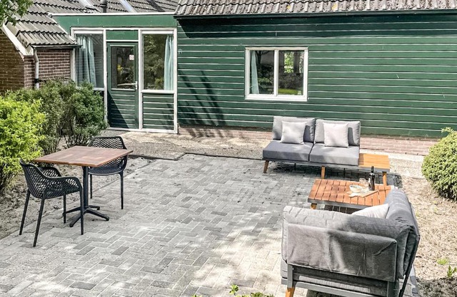Nice Apartment In Schoonloo With Wifi