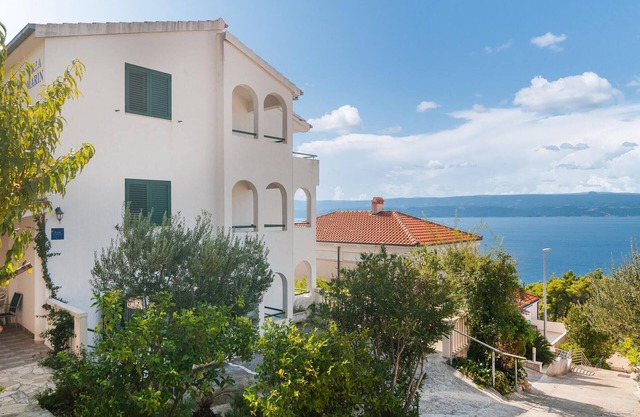 Nice apartment in Stanici with WiFi