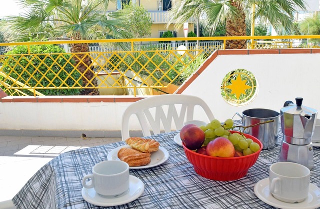 Nice apartment for 4 guests with WIFI, TV, balcony, pets allowed and parking
