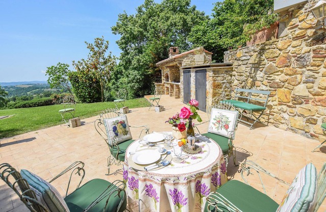 Nice apartment in Loc. Scalabrelli