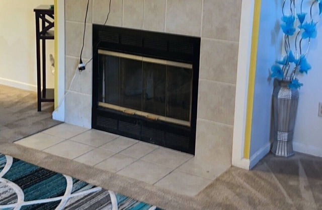 Nice cozy home in suburban area come enjoy my home like it’s yours