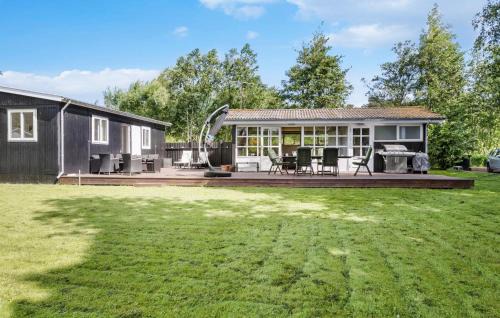 Nice Home In Store Fuglede With Wifi