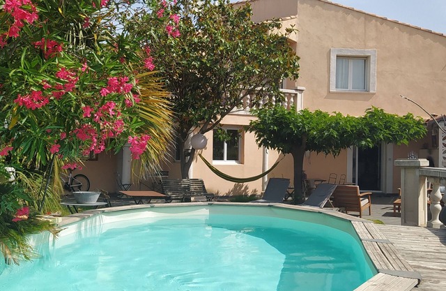Nice house near the Calanques of the Blue Coast with swimming pool