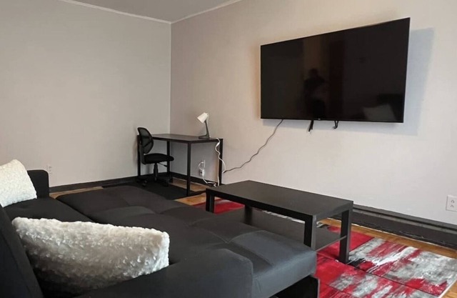 Nice Two Bedroom Apartment in Montreal