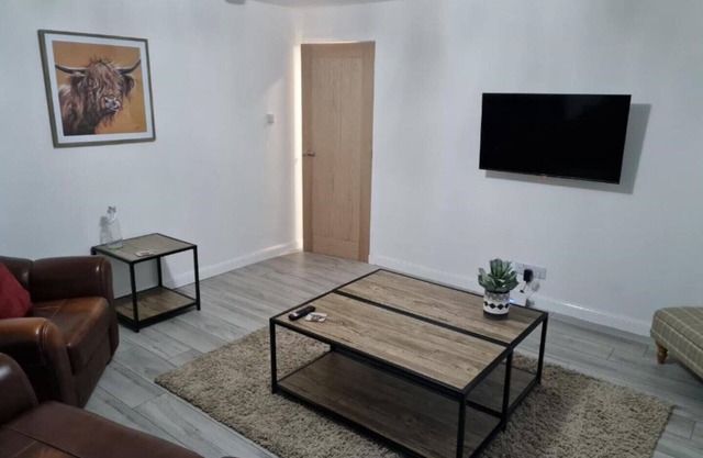 No 14 - Three-Bedroom Apartment